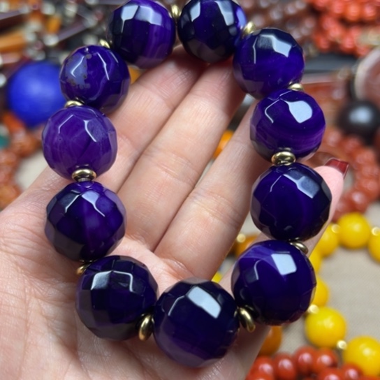 玛瑙/玉髓颈饰未镶嵌艳*