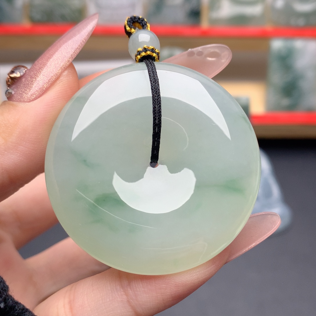 福***翡翠未镶嵌颈饰平安扣