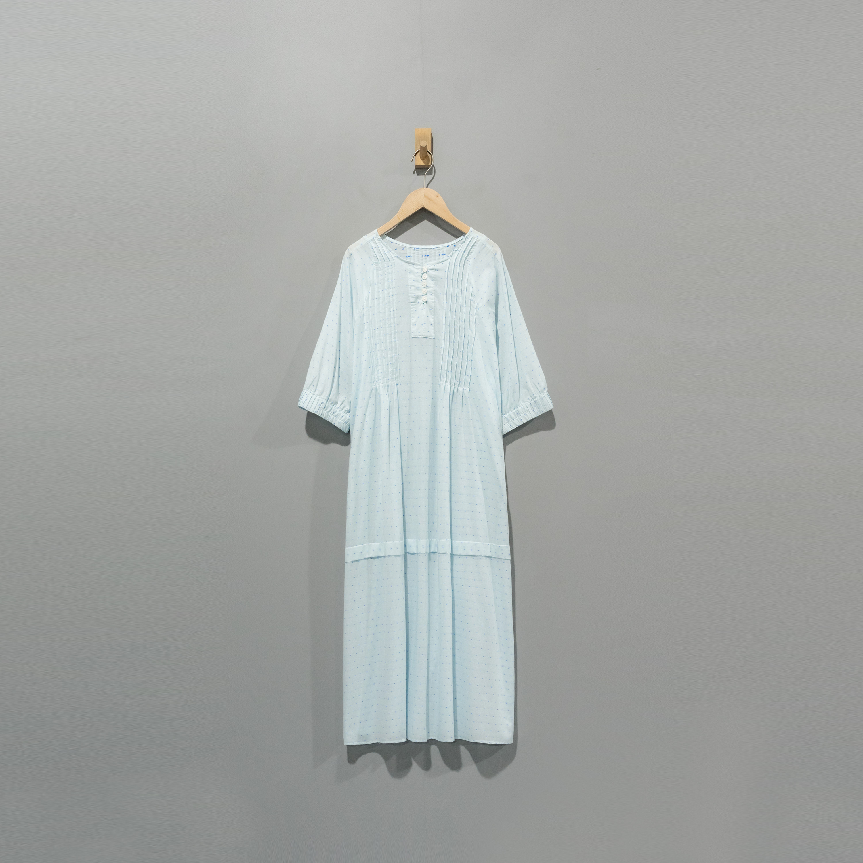 【且听风吟】0315197文艺棉圆领牙签条提花连衣裙   裙长117胸围130