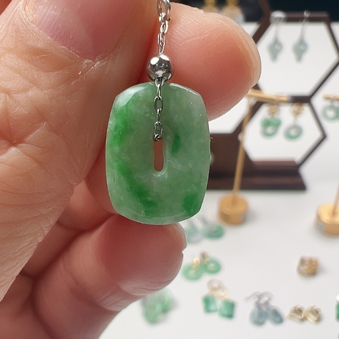 银S925镶嵌翡翠耳饰乀**顔