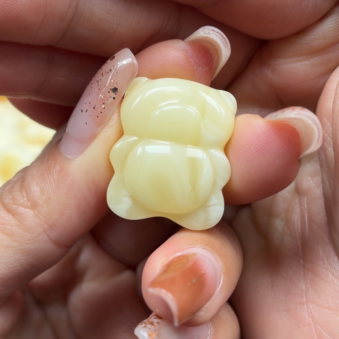 琥珀未镶嵌裸石蜜蜡