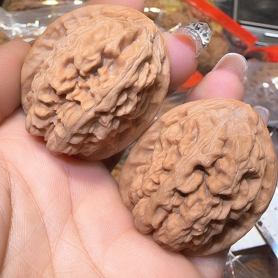 文玩核桃吊坠一****呆37红莲