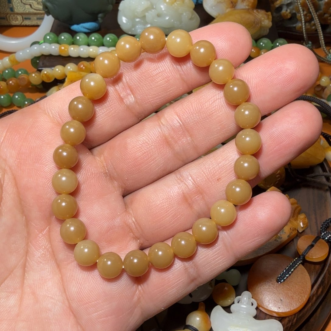 和田玉颈饰未镶嵌