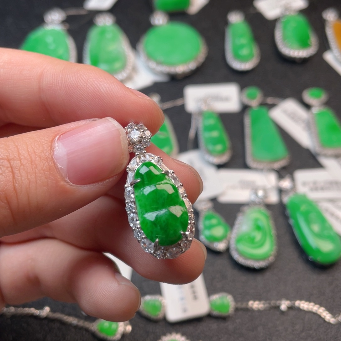 翡翠吊坠(不含链)银S925镶嵌