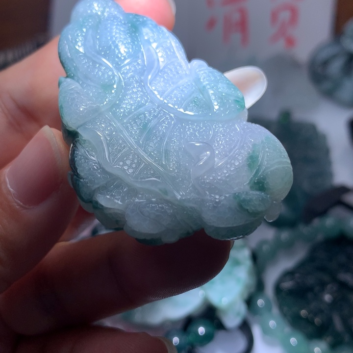 翡翠颈饰未镶嵌保真天然A货翡翠