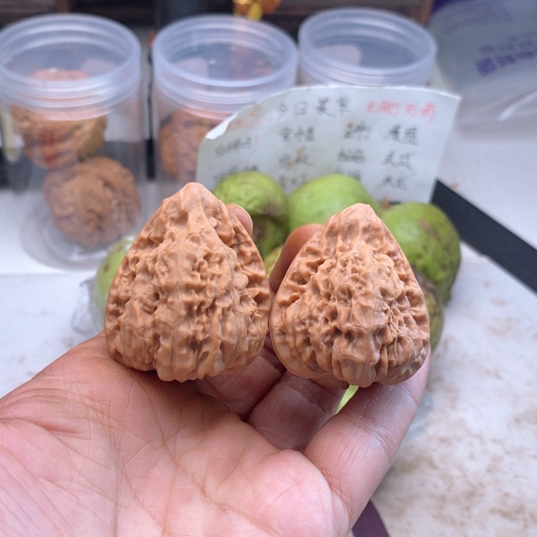 吊坠文玩核桃36三角官帽小修