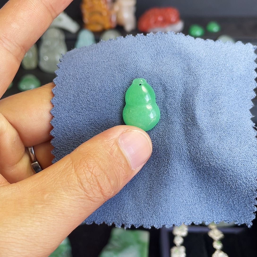 翡翠未镶嵌颈饰翡翠葫芦