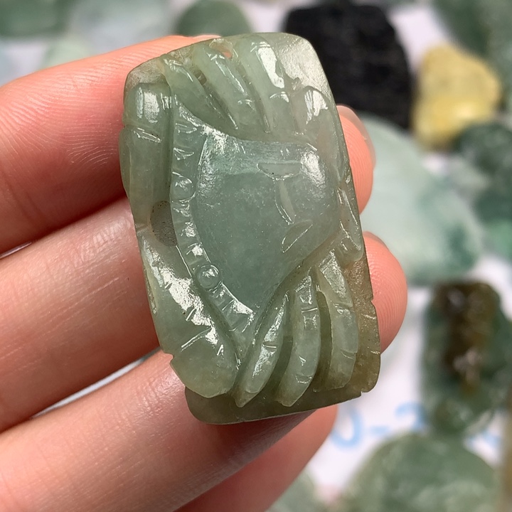 定制翡翠未镶嵌翡翠