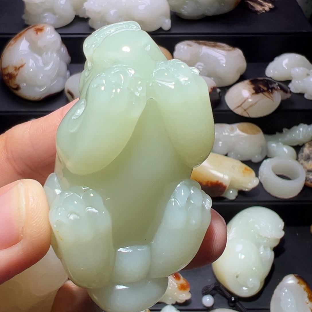 凡***石和田玉未镶嵌颈饰