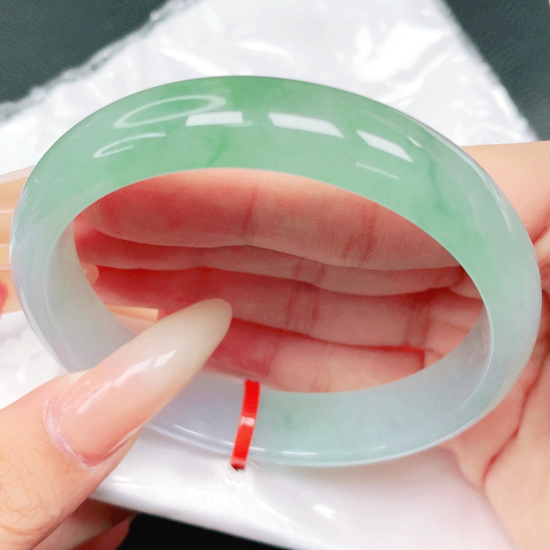 翡翠未镶嵌手镯59