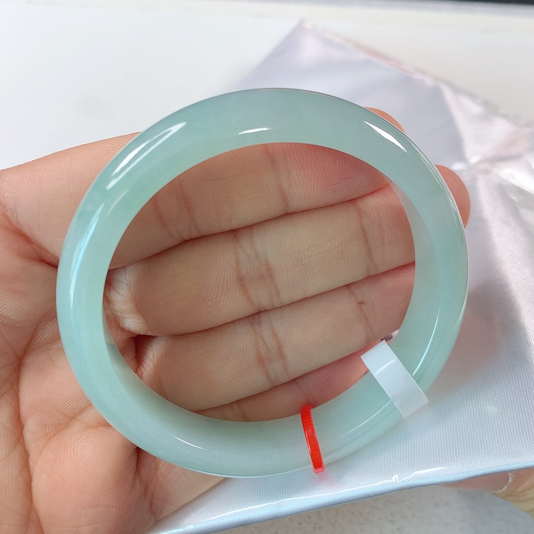 翡翠手镯未镶嵌①②⑥