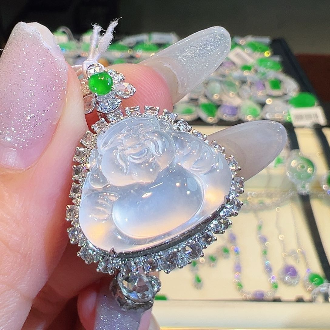 翡翠吊坠(不含链)18K金镶嵌翡翠