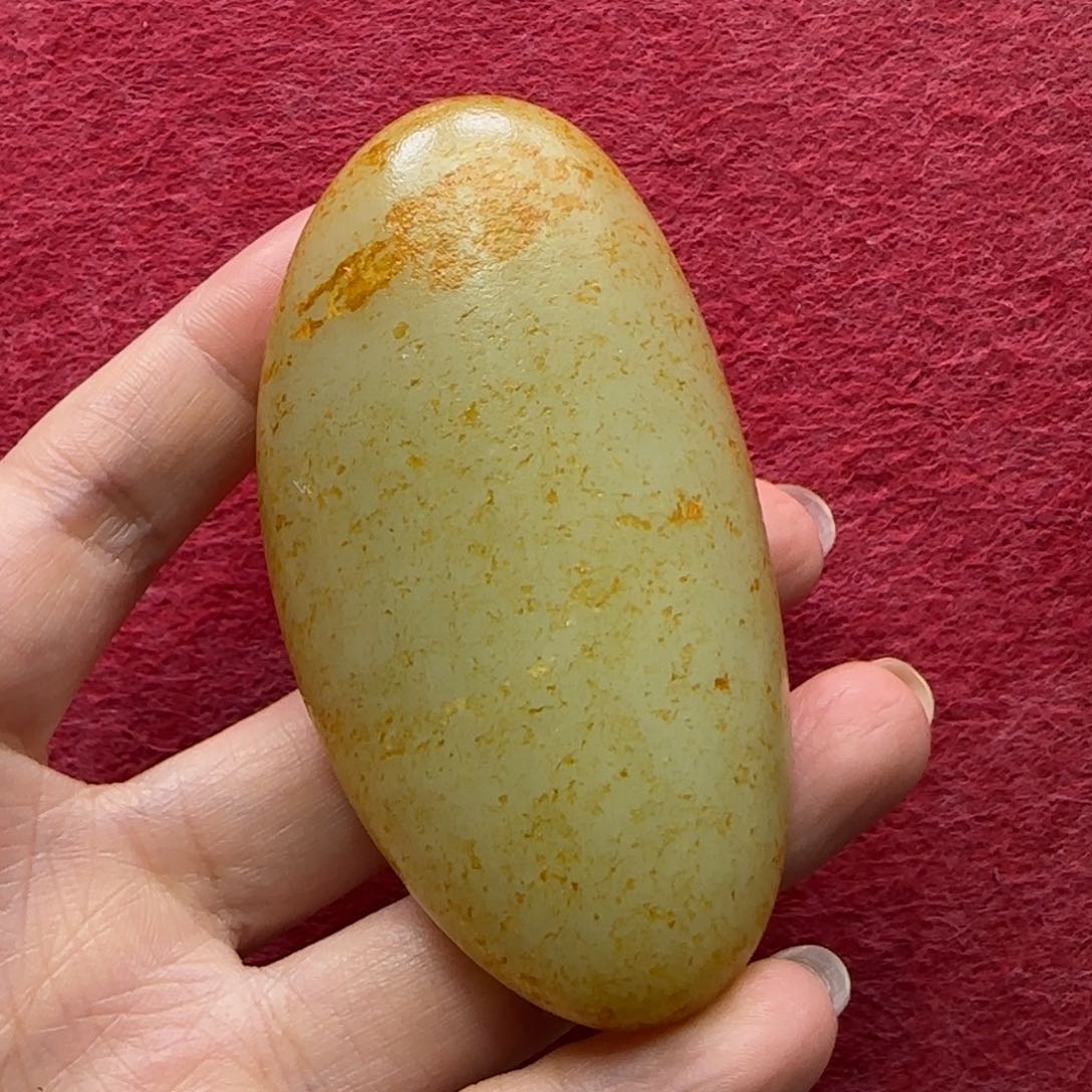 和田玉未镶嵌车挂