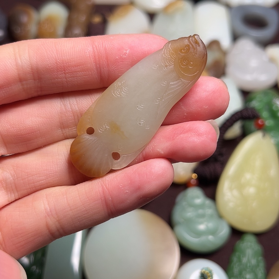 和田玉挂件未镶嵌