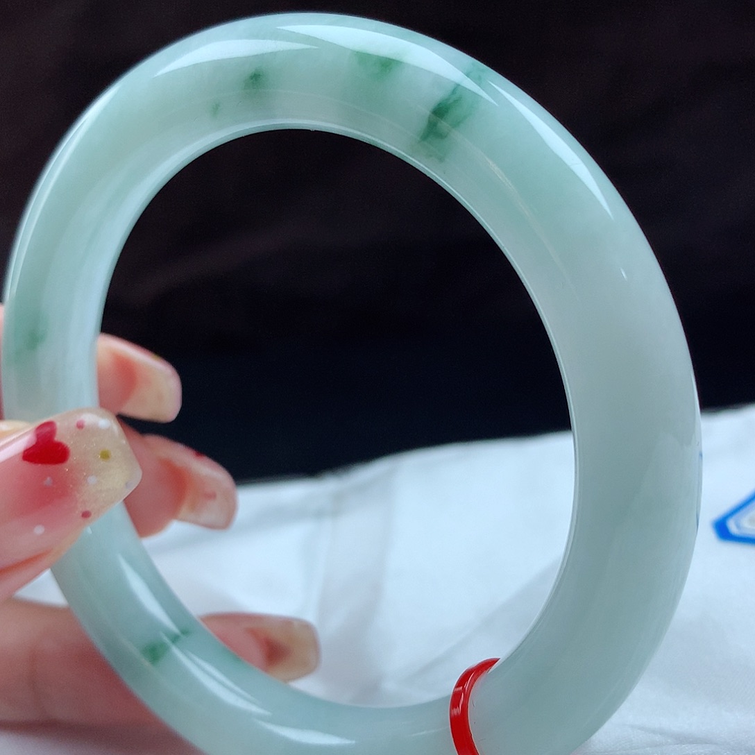 翡翠手镯未镶嵌93011，