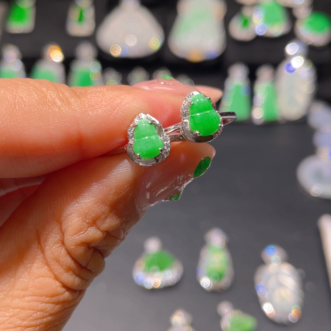 翡翠戒指银S925镶嵌精品