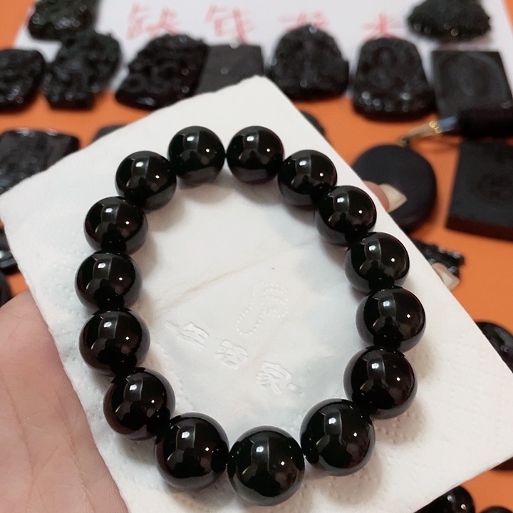 翡翠颈饰未镶嵌城