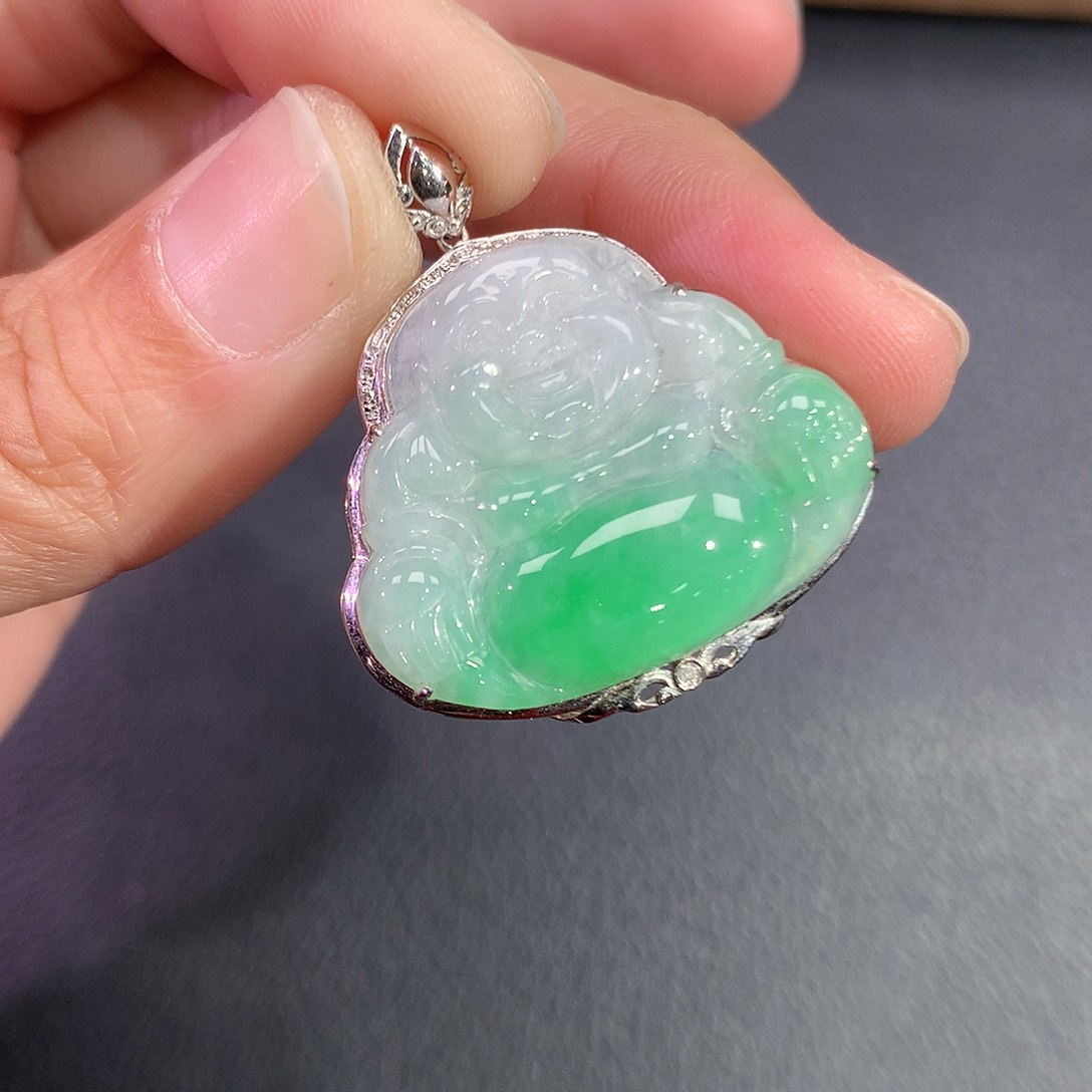 翡翠吊坠(赠链)18K金镶嵌