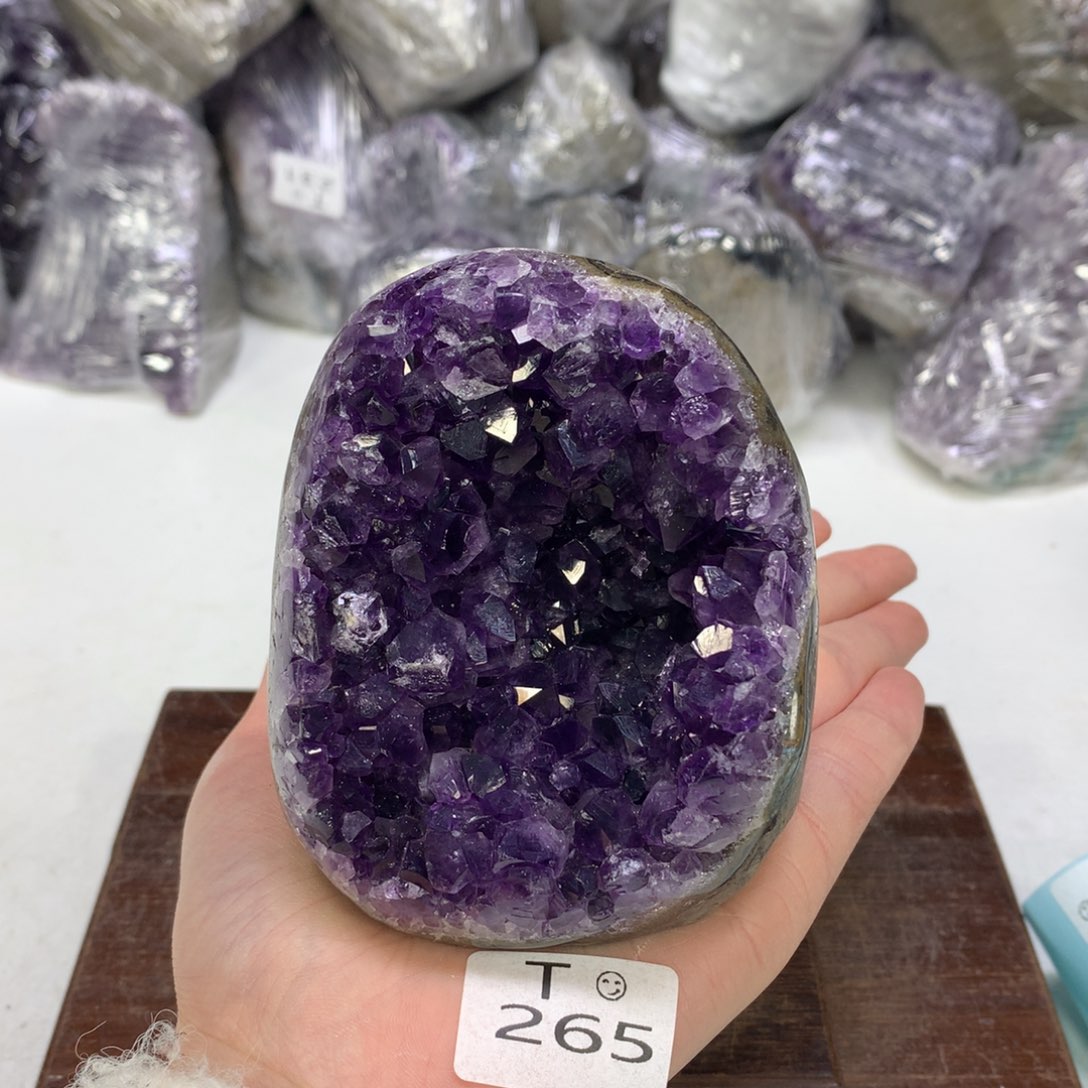 紫晶摆件未镶嵌水晶