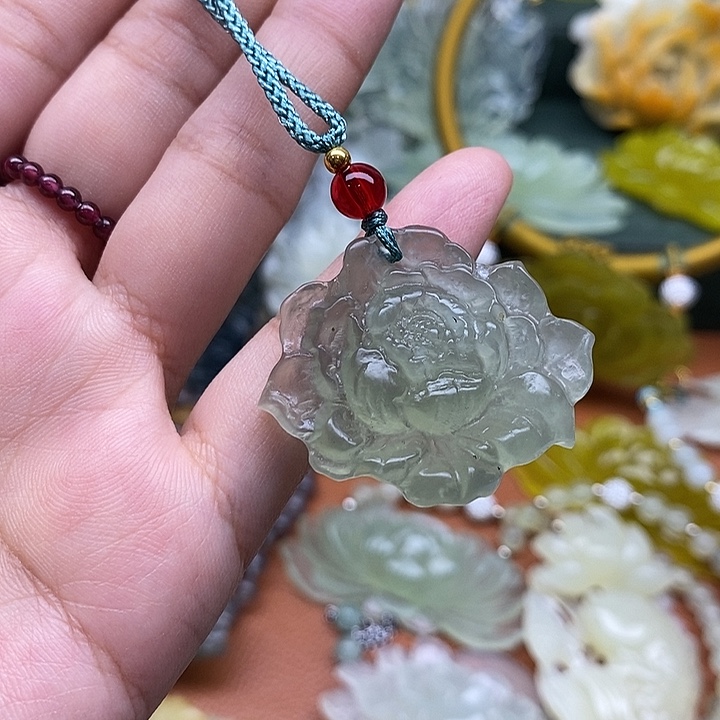 未镶嵌岫玉吊坠毛衣链锁骨链