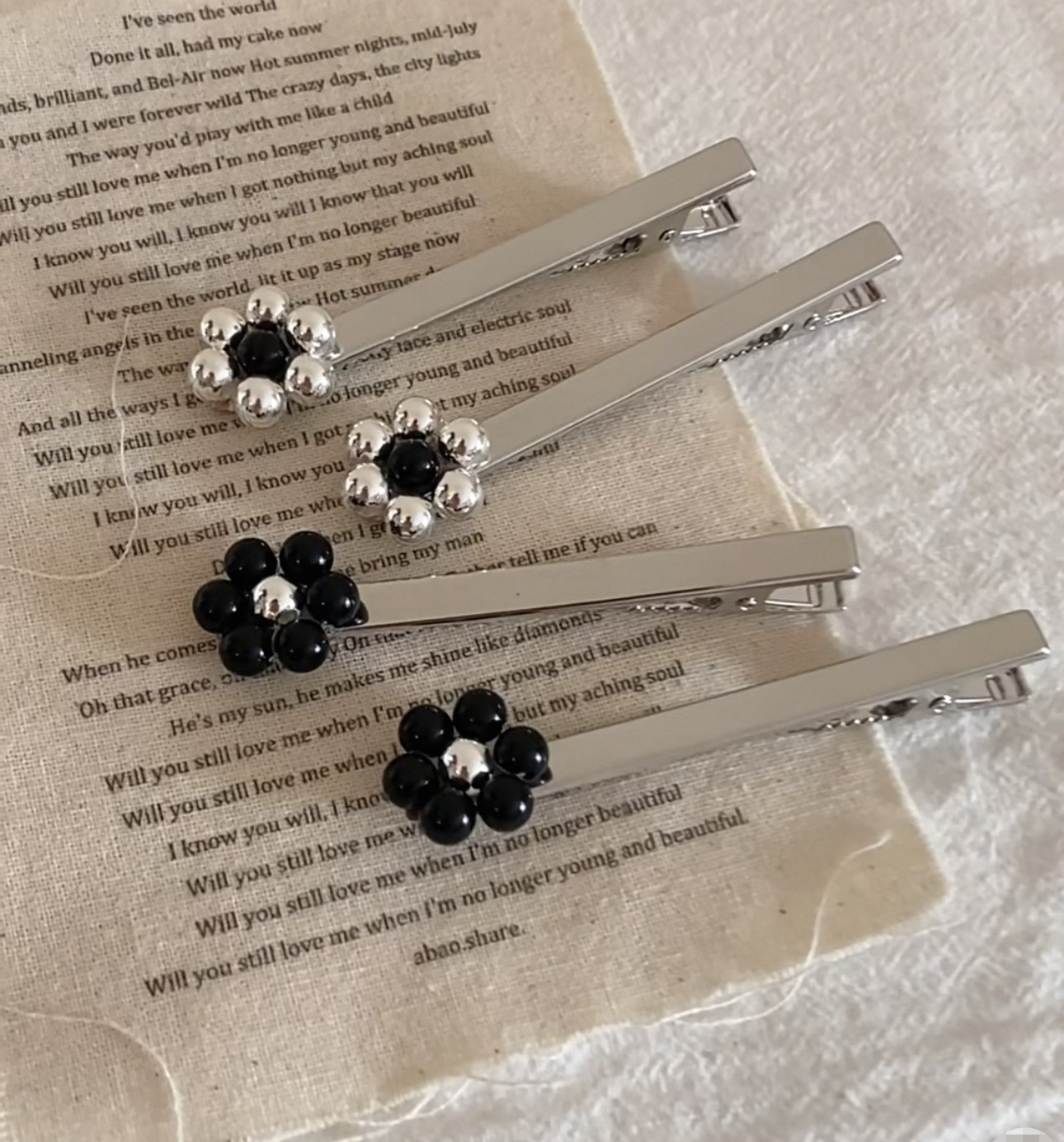 银色花朵对夹简约韩系