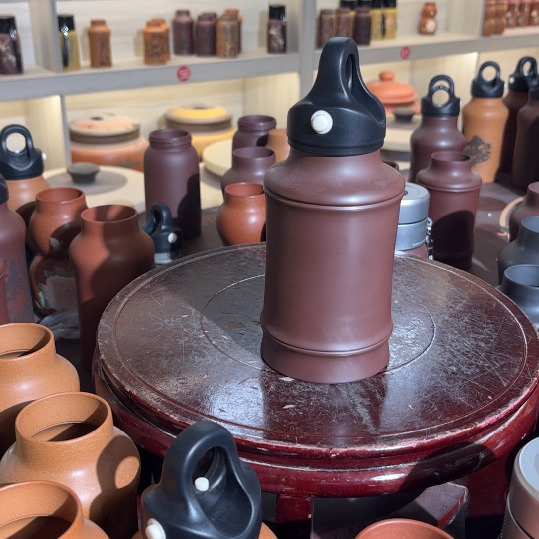 紫砂茶杯醒茶的时候