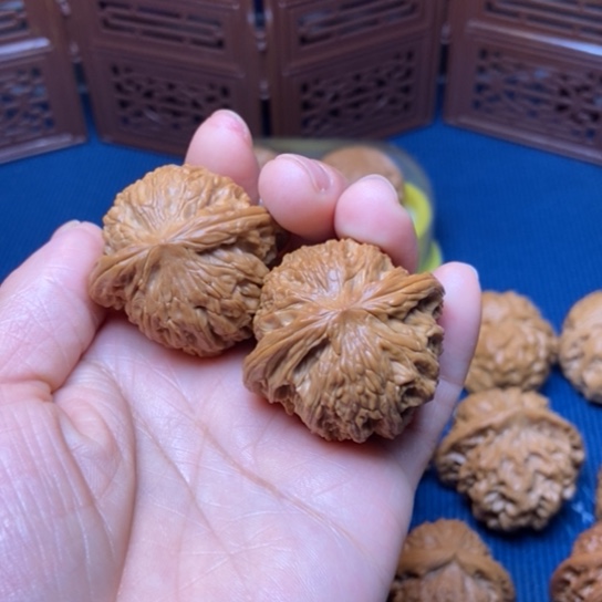文玩核桃把件40磨盘