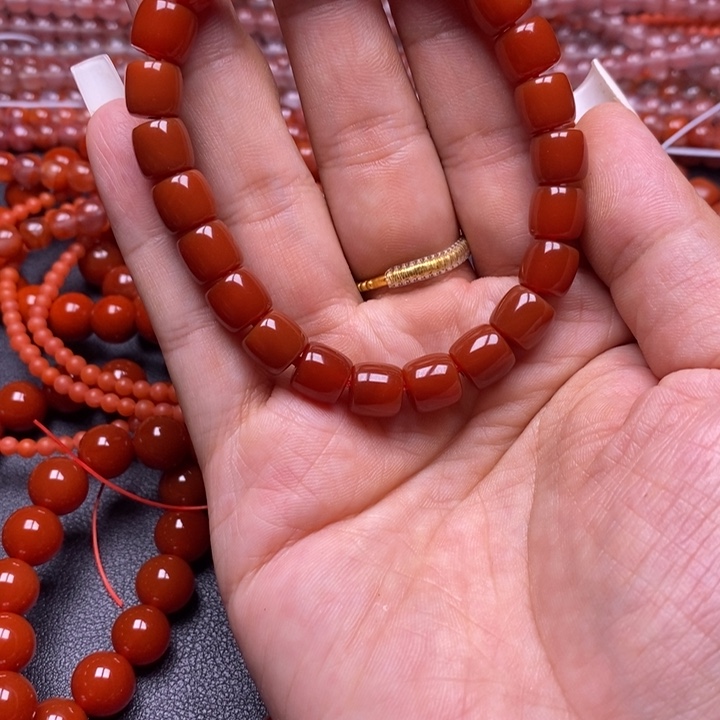 玛瑙/玉髓颈饰未镶嵌老形手链