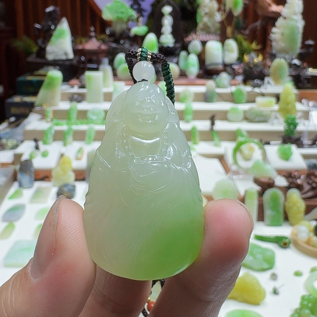 和田玉（翠青玉）未镶嵌挂件和田玉青海翠青元宝佛