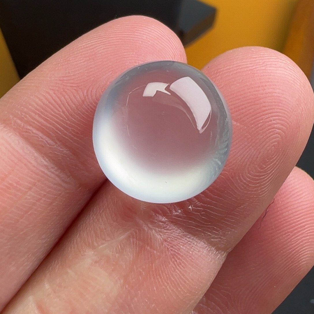 翡翠颈饰未镶嵌蛋面14.3