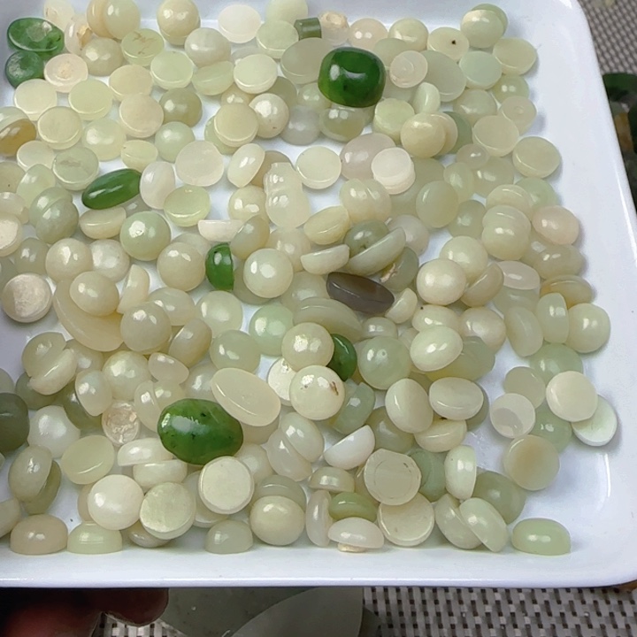 未镶嵌和田玉珠宝半成品