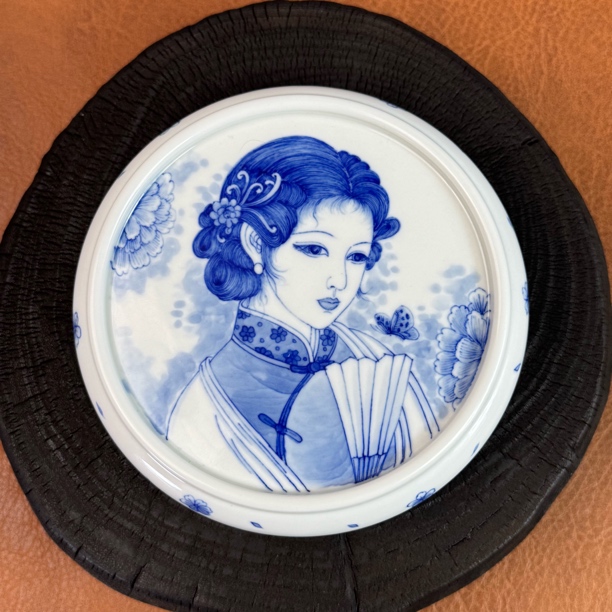 手绘陶瓷加大加厚美女盖置壶承