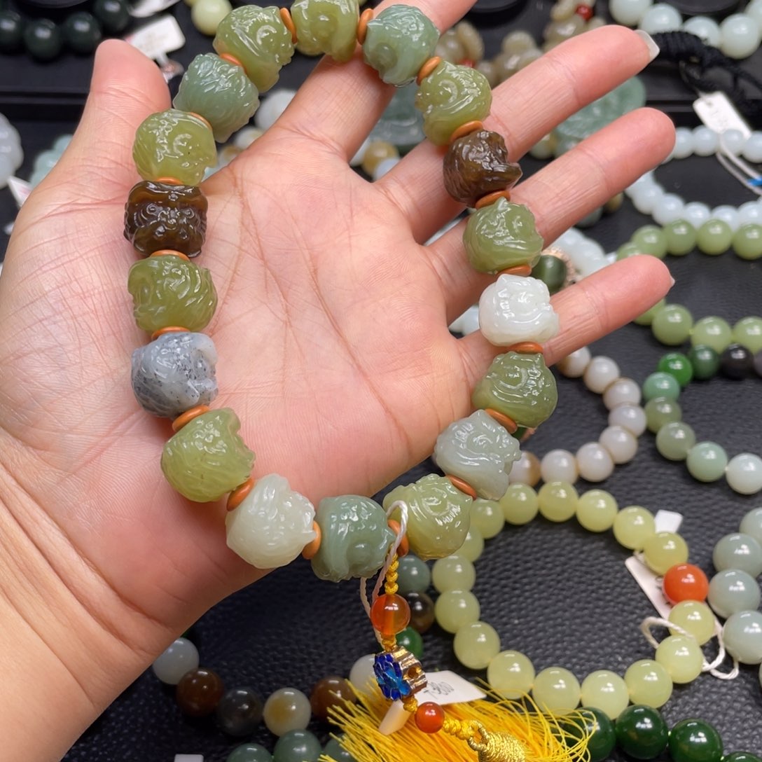 和田玉未镶嵌手链