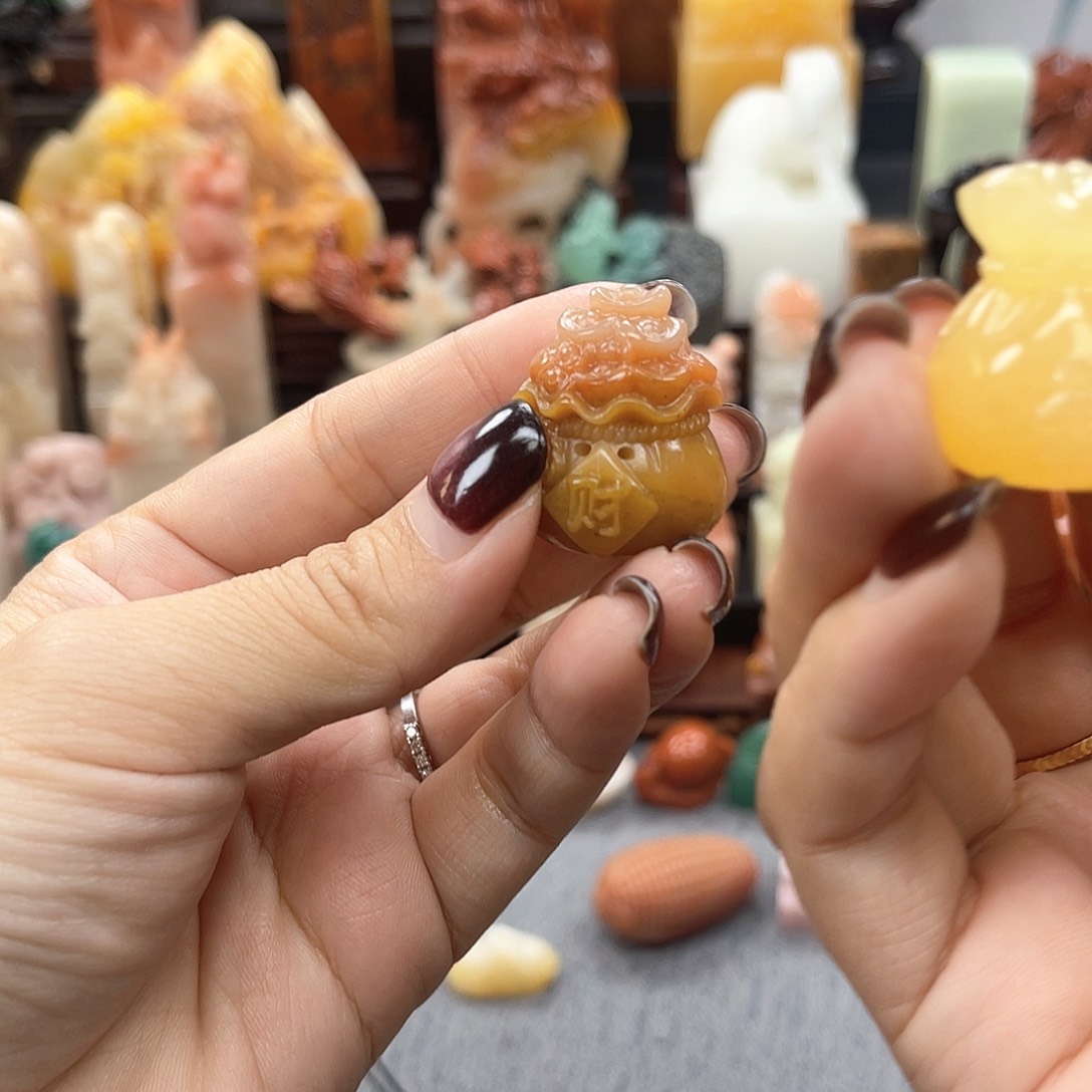 寿山石印石是**哥1312bao you bao k