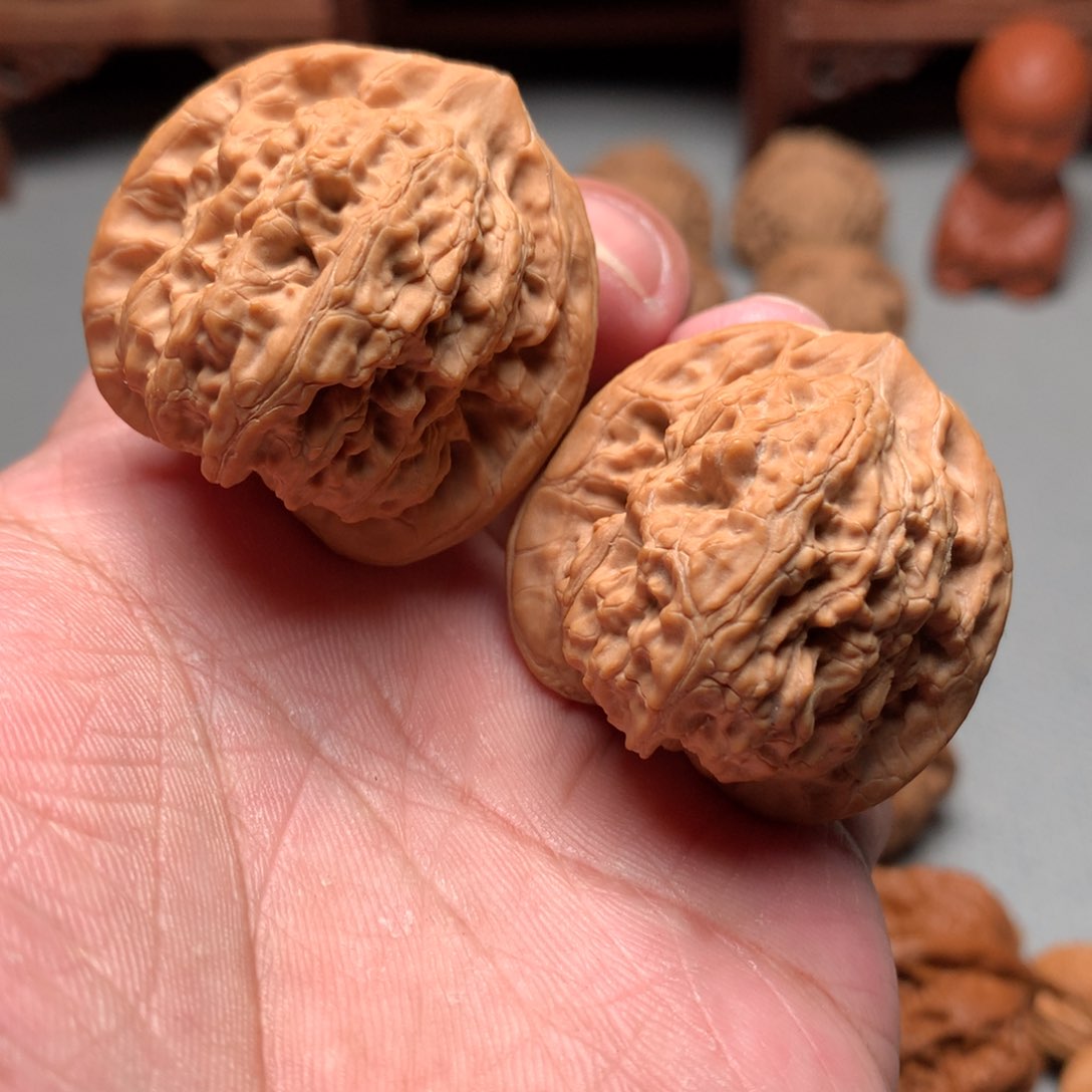 桃核吊坠野生金三角