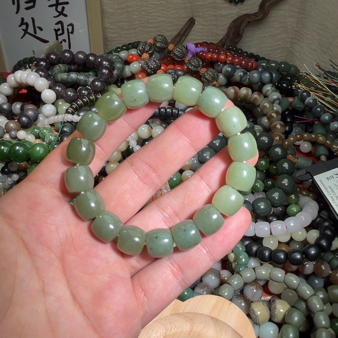 和田玉手链未镶嵌