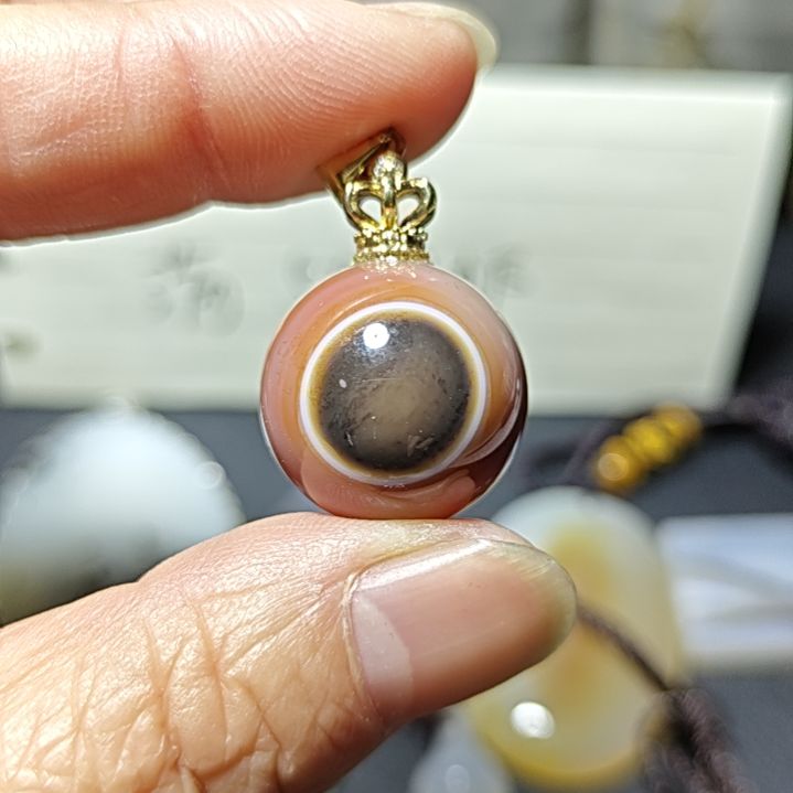 玛瑙/玉髓未镶嵌珠宝奇石