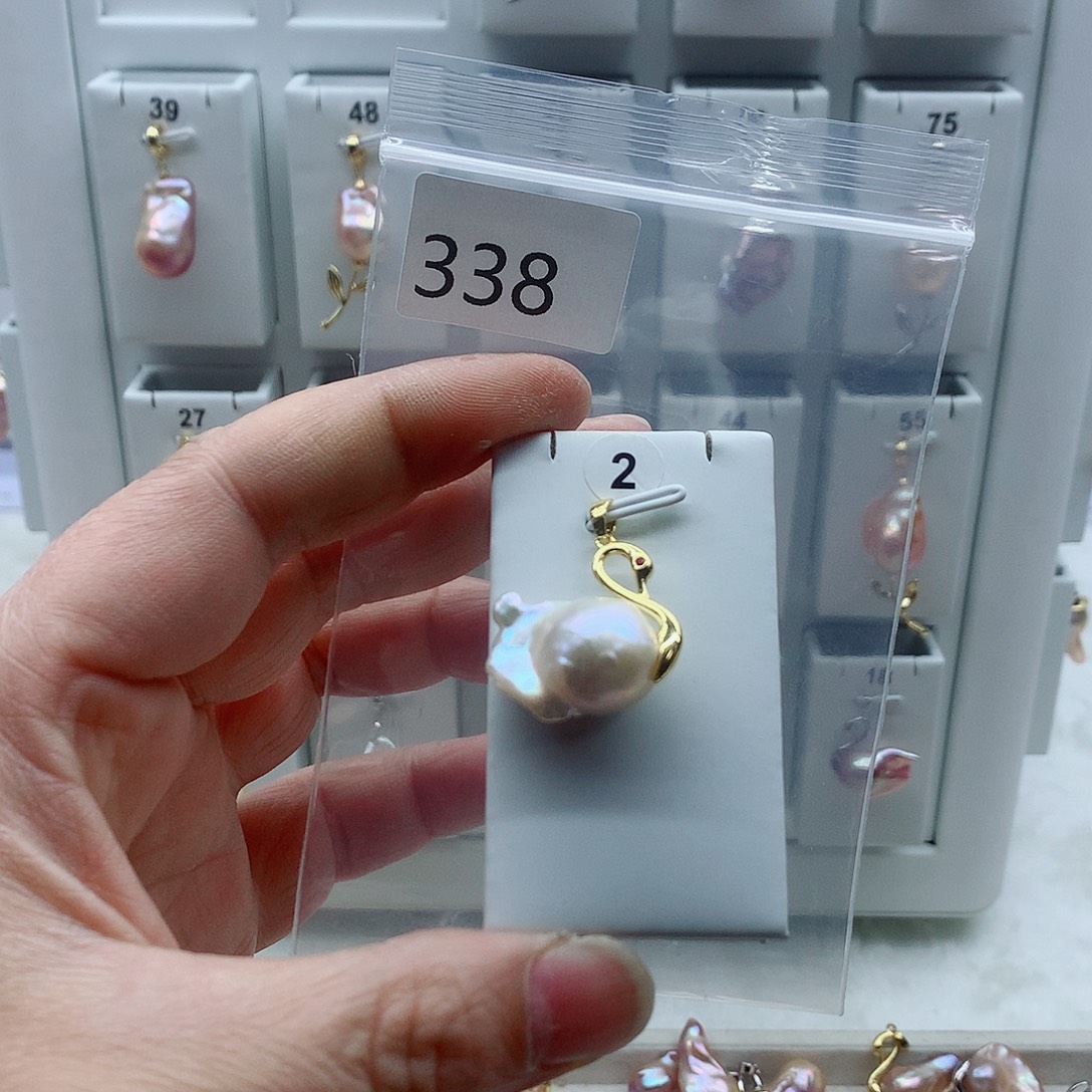 淡水珍珠合金吊坠(不含链)