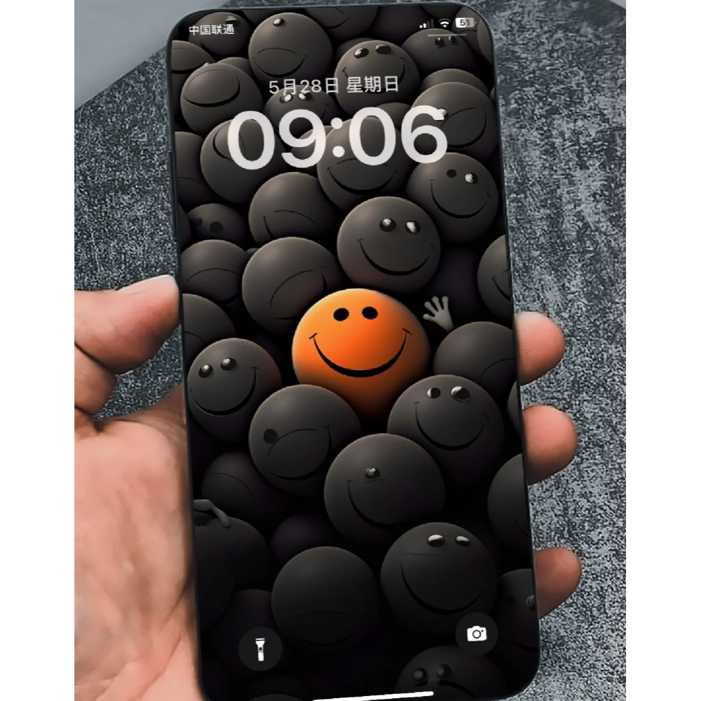 黑橙笑脸|趣味壁纸|简约清新氛围|24K超高清|苹果手机壁纸iPhone