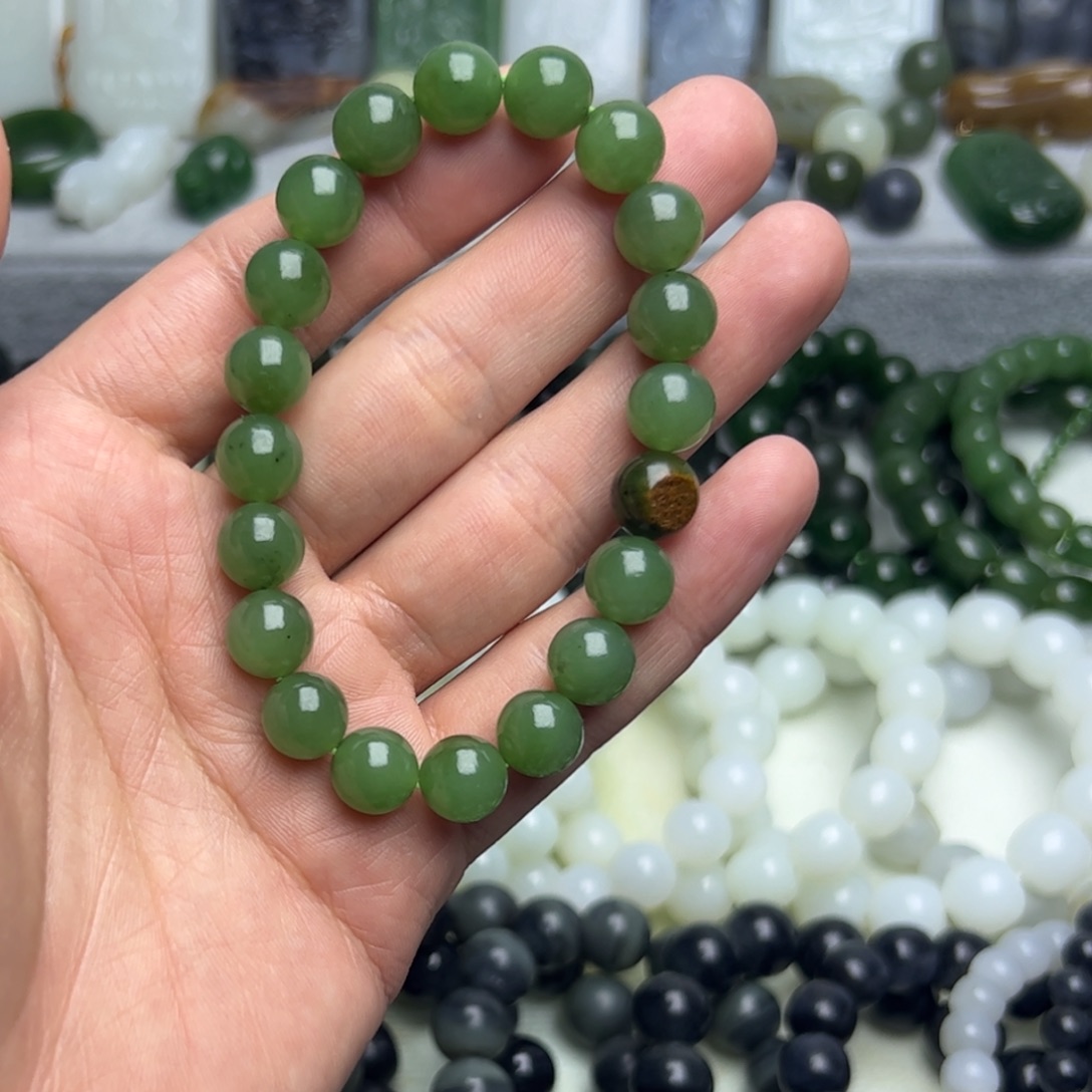 和田玉（碧玉）未镶嵌手链