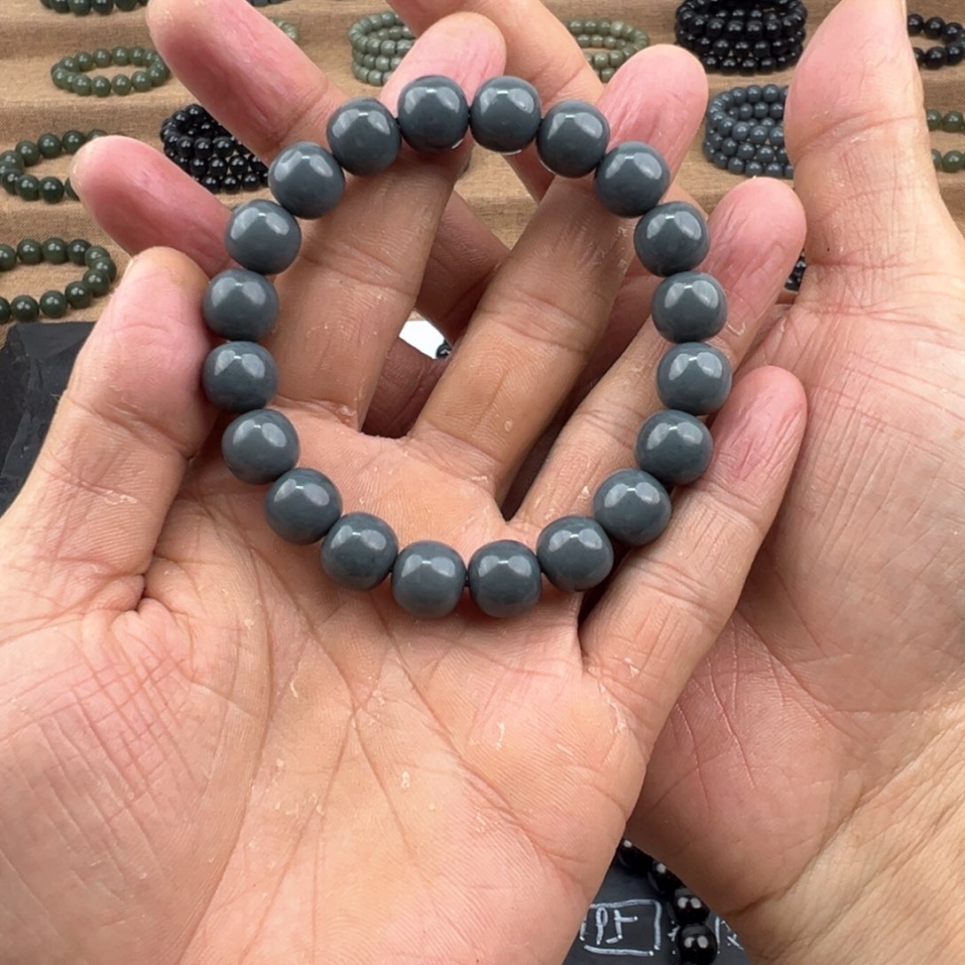 颈饰未镶嵌和田玉且末格雷灰11五代精工老型手串5A级