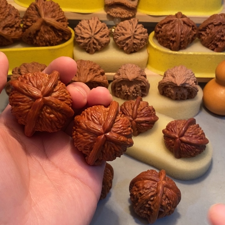 三***ㅤ文玩核桃吊坠njjjjnnmnn