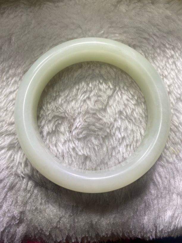 纯天然精品岫玉手镯