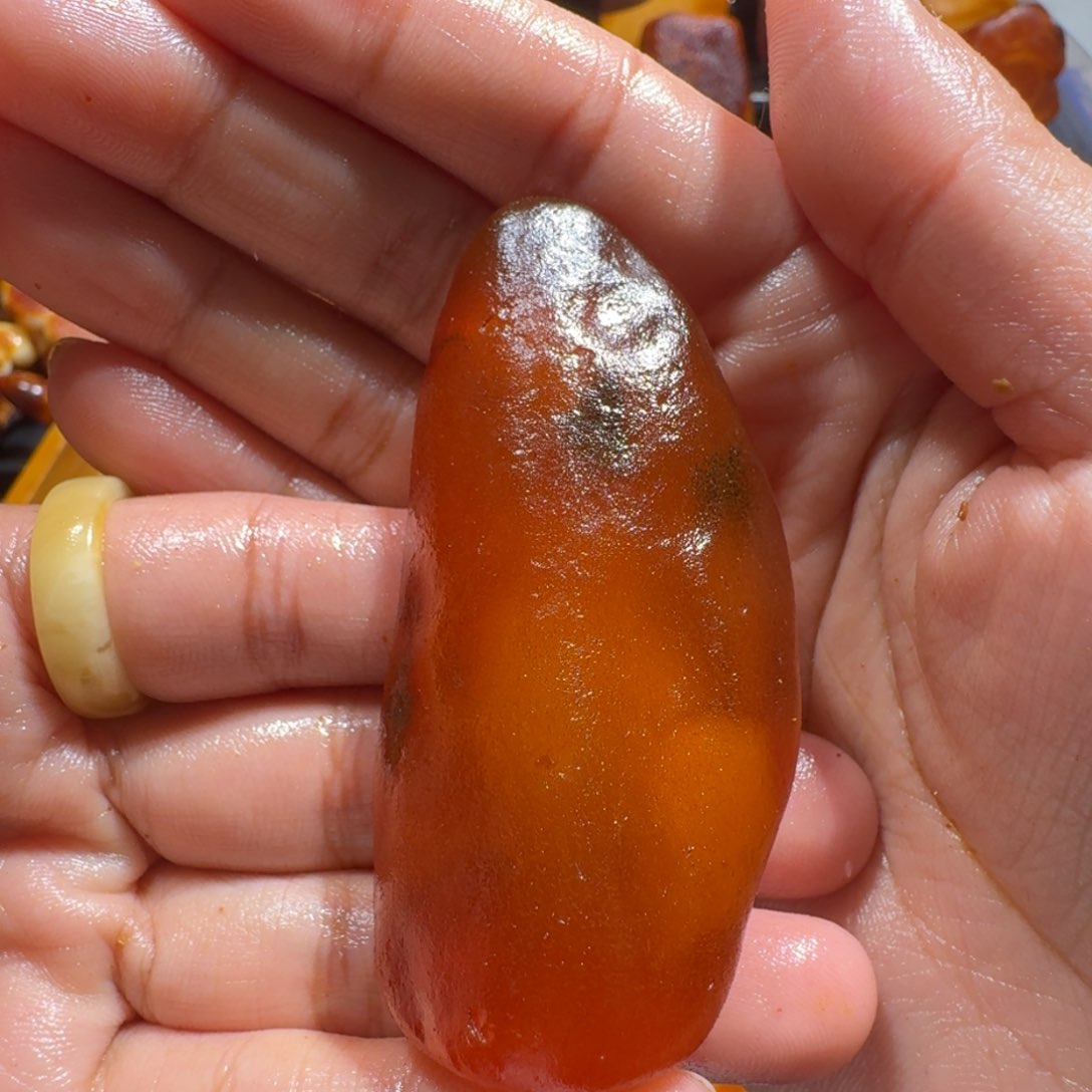 定制琥珀未镶嵌定制