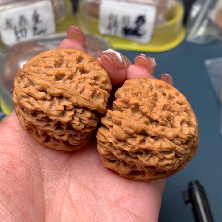 文玩核桃把件42-10641-9