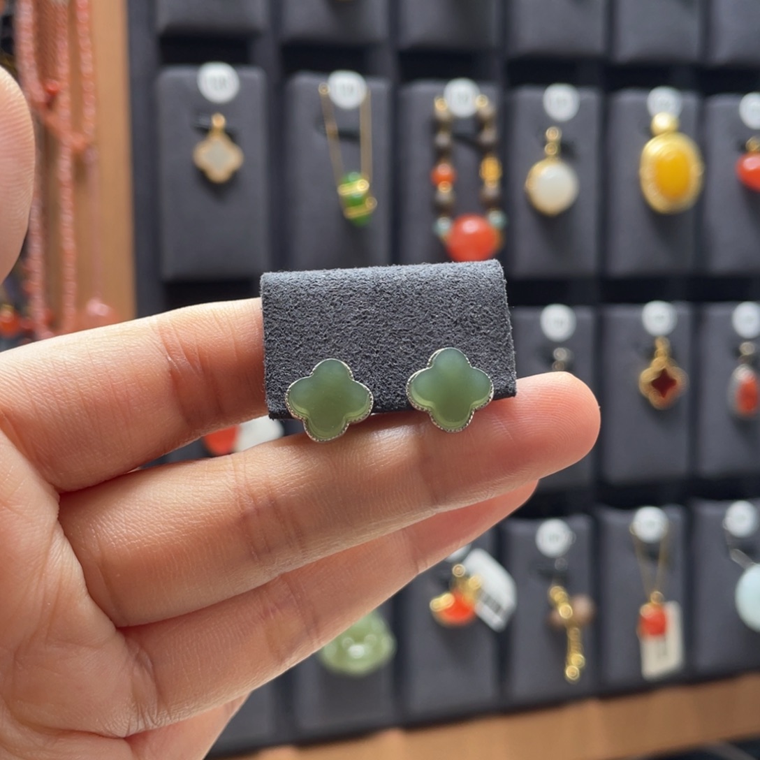 和田玉银S925镶嵌耳饰02号四叶草