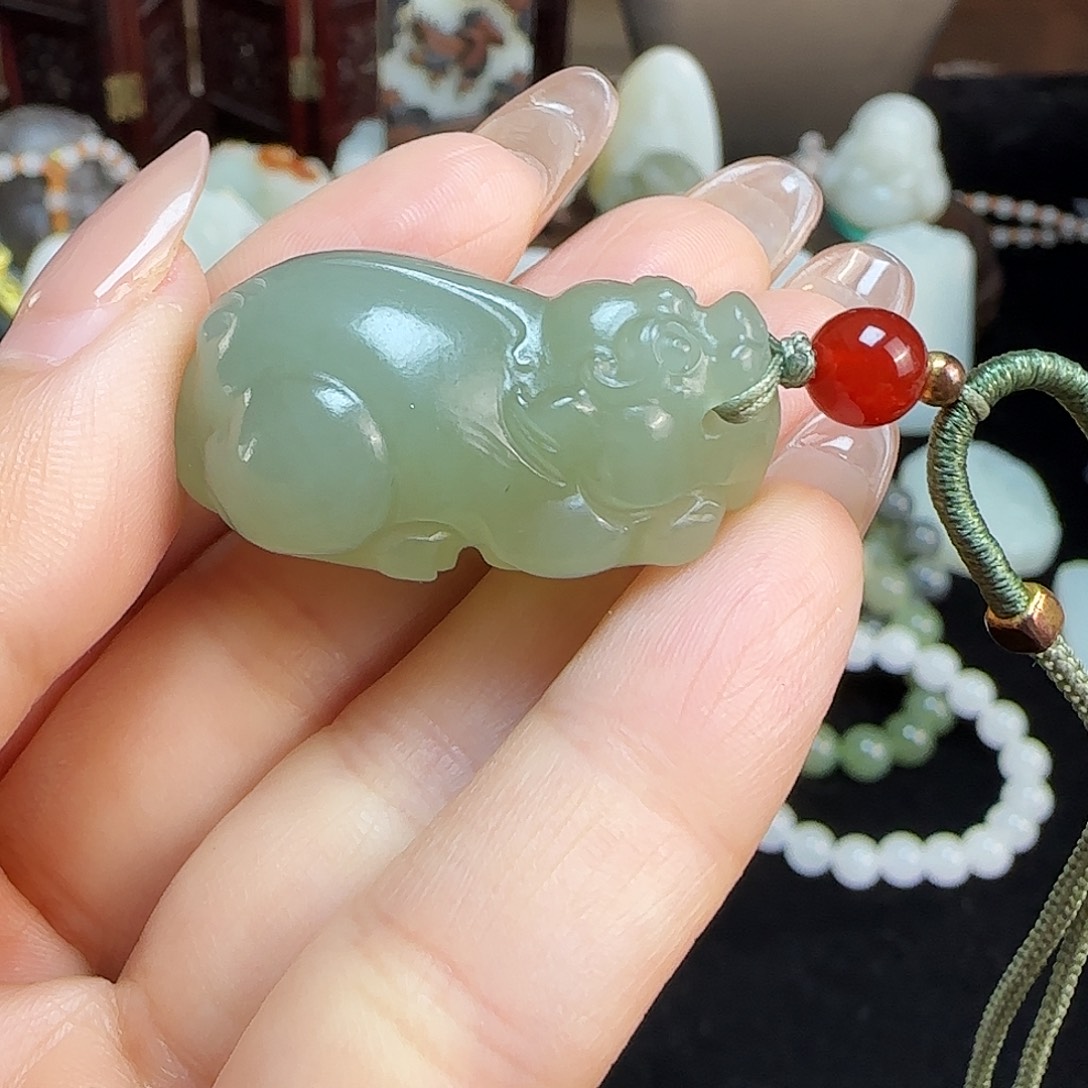 和田玉未镶嵌颈饰定制发货