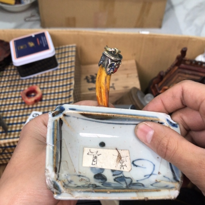 陶瓷孤品单件车里拍