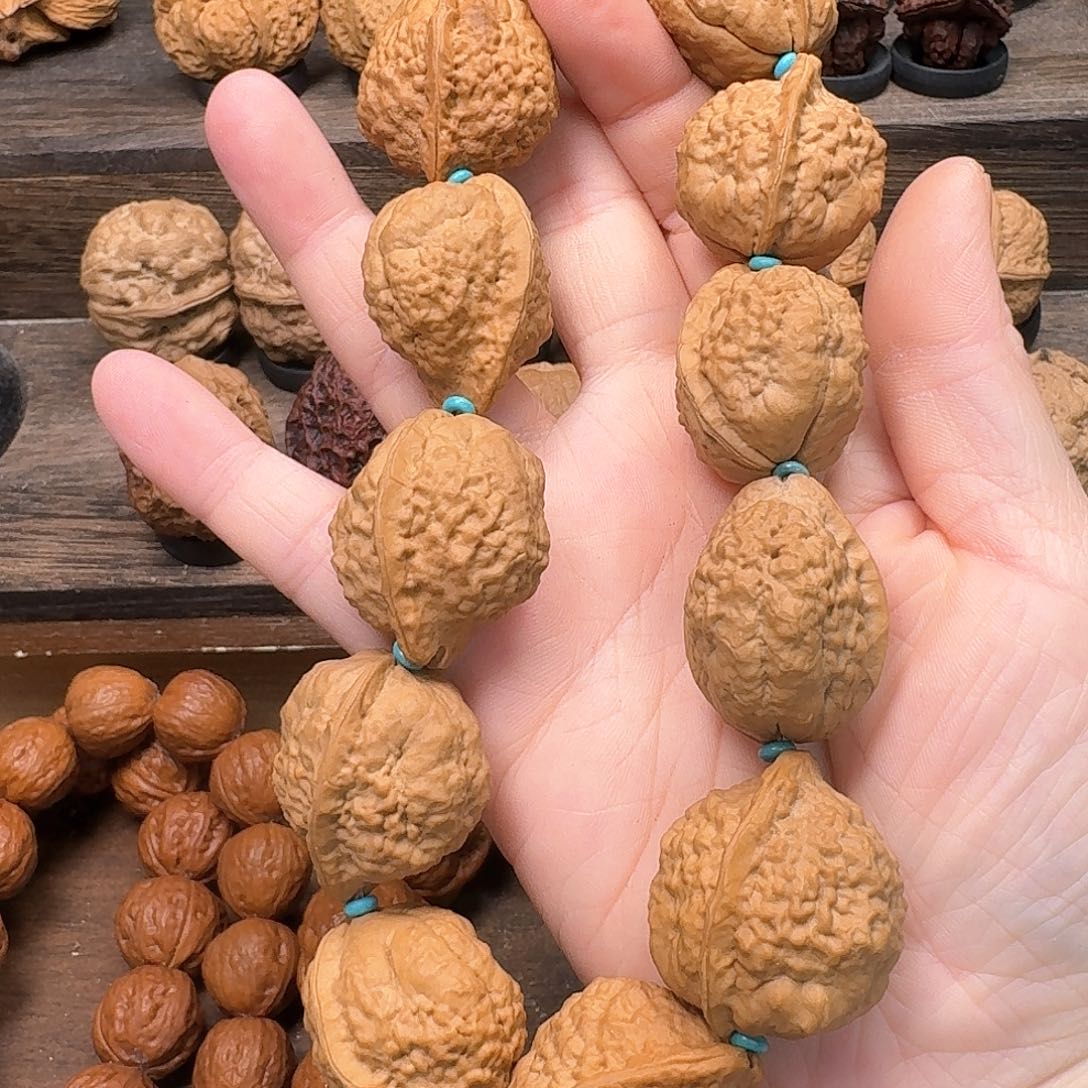 文玩核桃吊坠5山羊王手持28尺寸