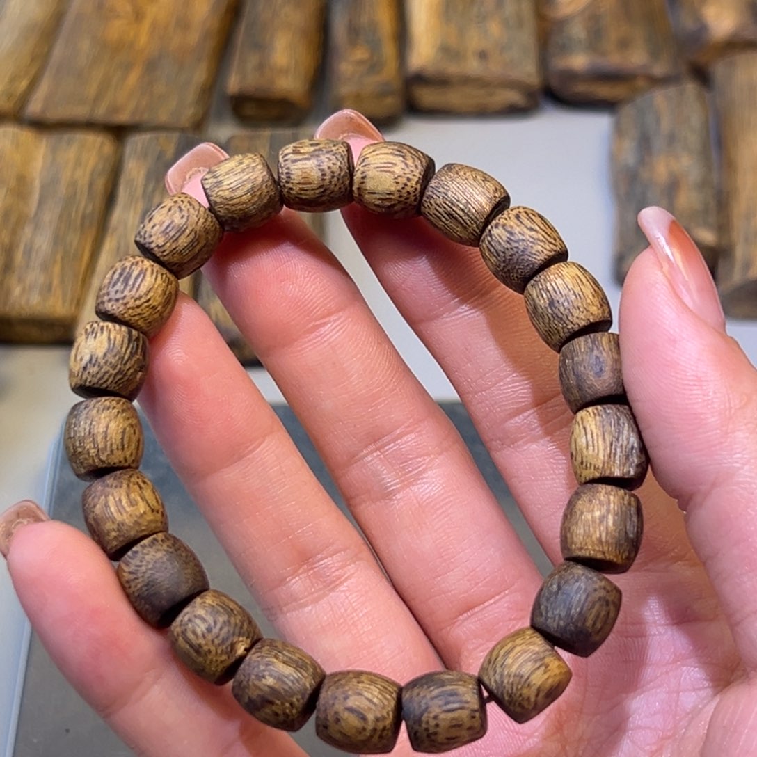 沉香沉香碎屑奇楠沉香老料s f h j